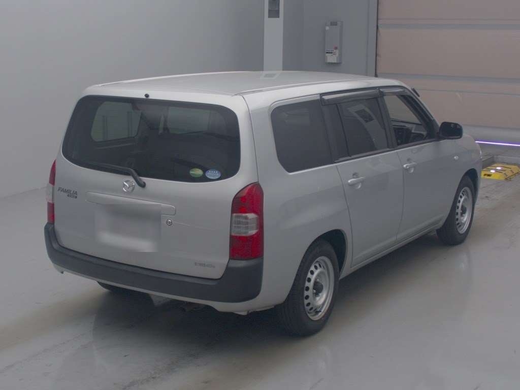 MAZDA FAMILIA