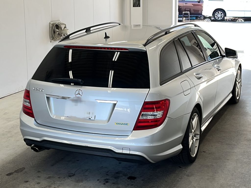 MERCEDES-BENZ C-CLASS