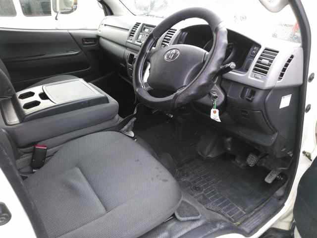 TOYOTA REGIUS ACE