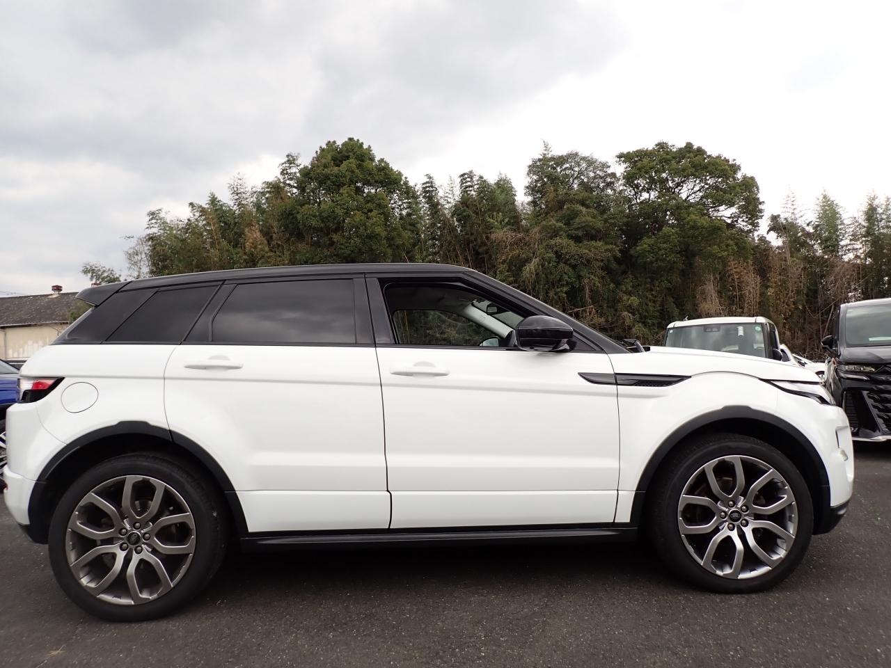 LAND ROVER RANGE ROVER EVOQUE