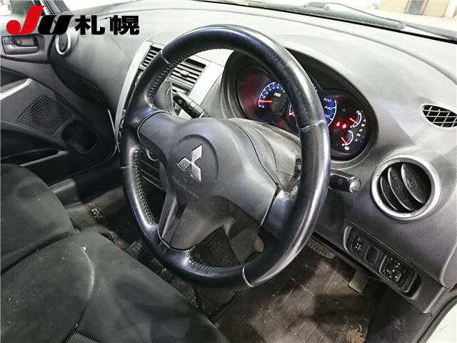 MITSUBISHI COLT PLUS