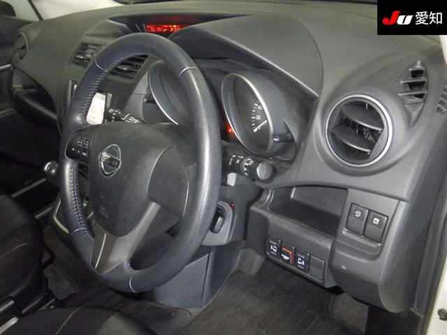 NISSAN LAFESTA