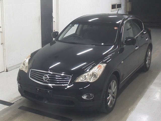 NISSAN SKYLINE CROSSOVER