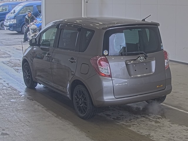 TOYOTA RACTIS