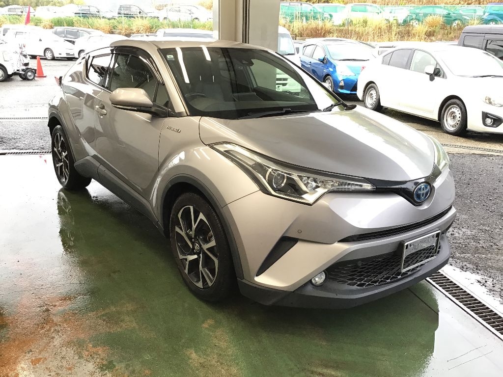 TOYOTA C-HR
