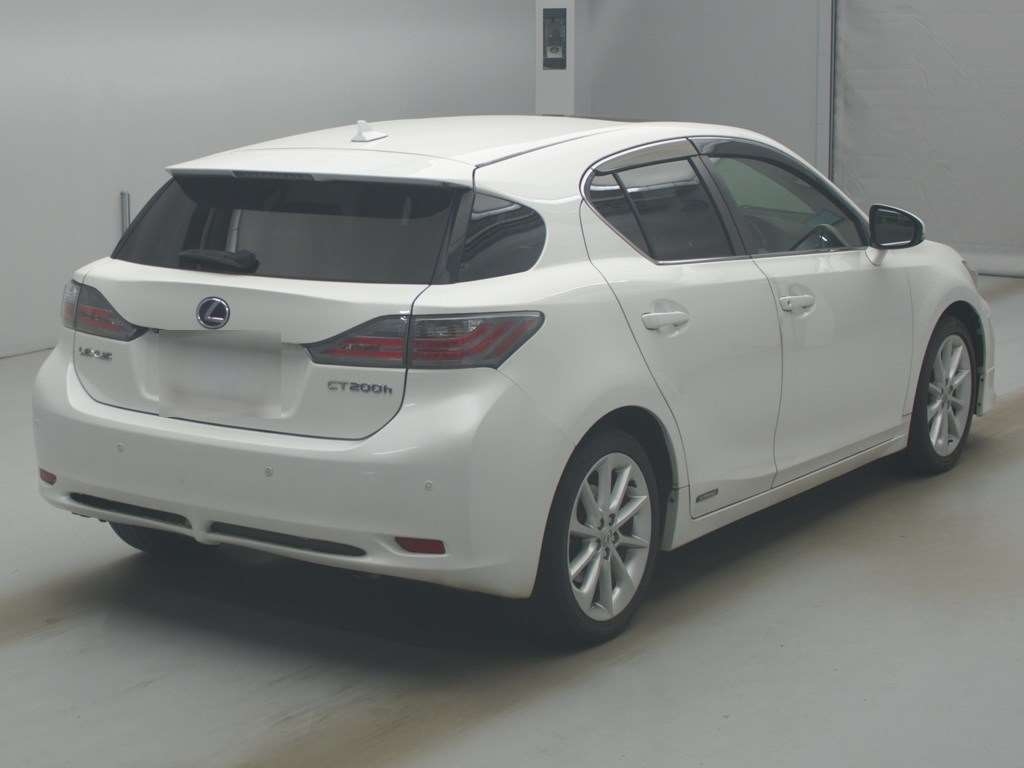 LEXUS CT200H