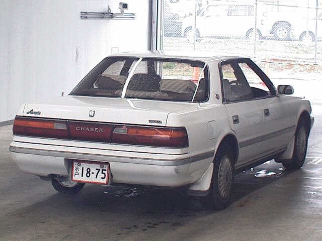TOYOTA CHASER
