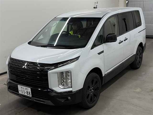 MITSUBISHI DELICA D:5