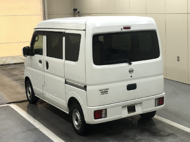 NISSAN NV100 CLIPPER