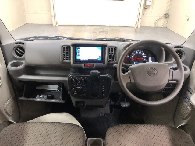 NISSAN NV100 CLIPPER