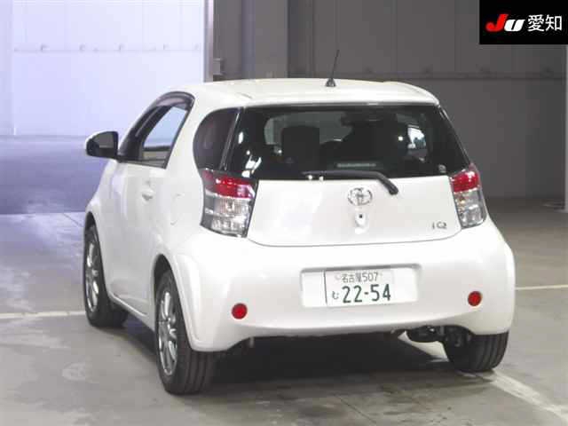 TOYOTA IQ