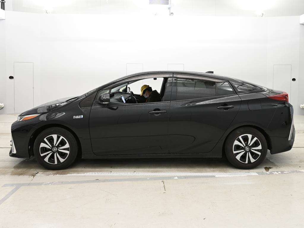 TOYOTA PRIUS PHV