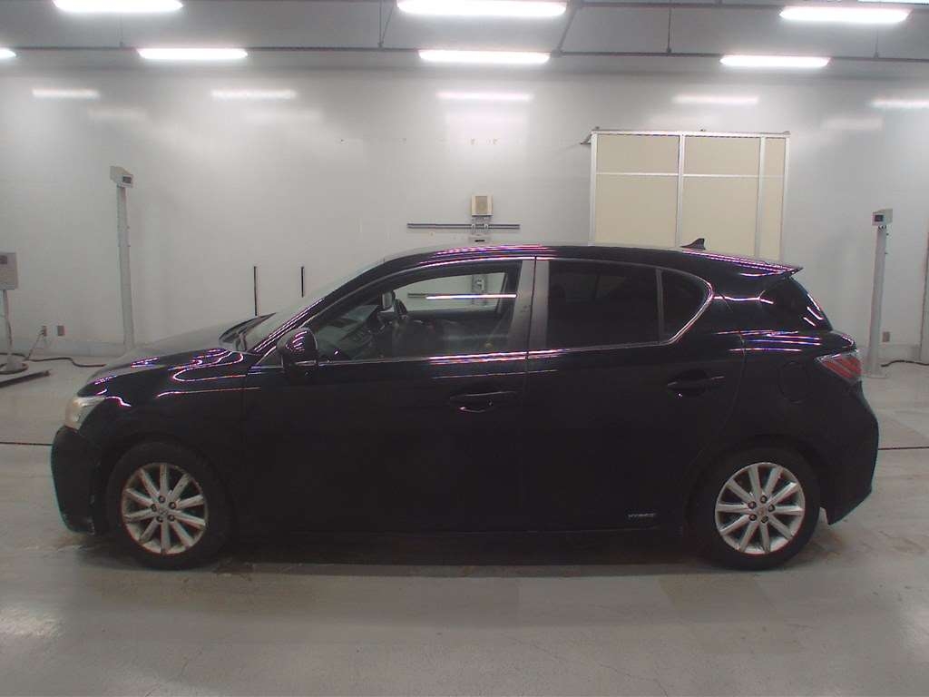 LEXUS CT200H
