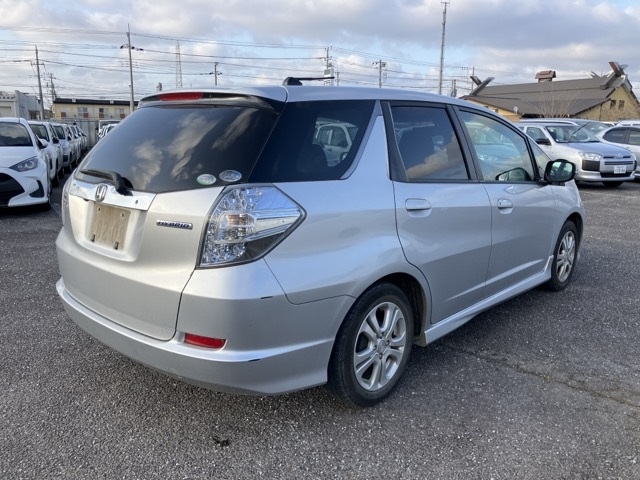 HONDA FIT SHUTTLE