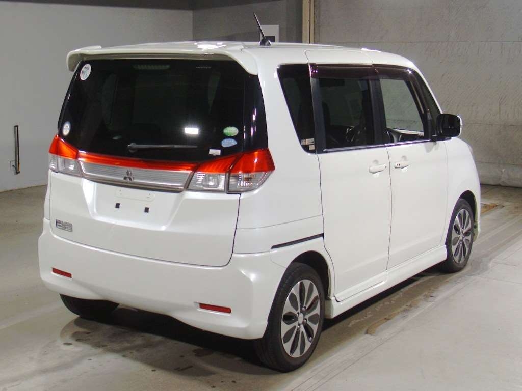 MITSUBISHI DELICA D:2