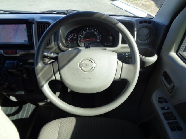 NISSAN NV100 CLIPPER