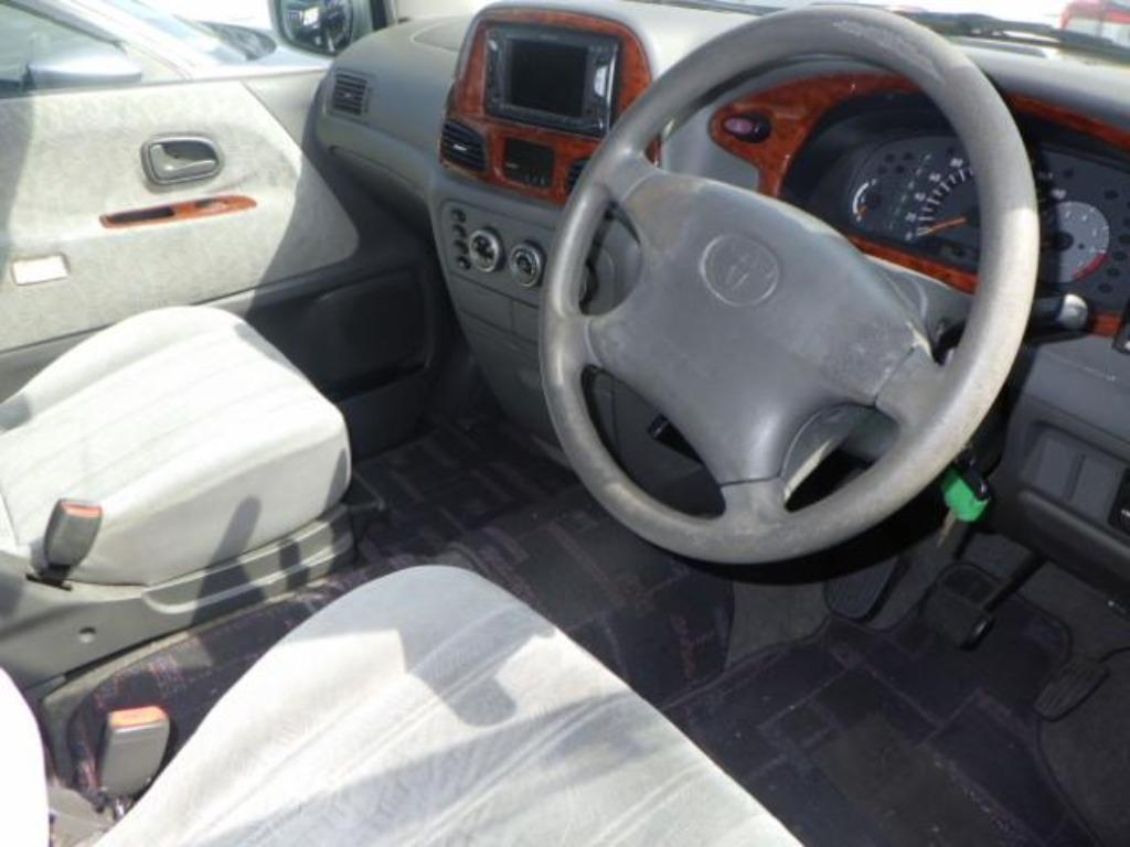 TOYOTA LITE ACE NOAH