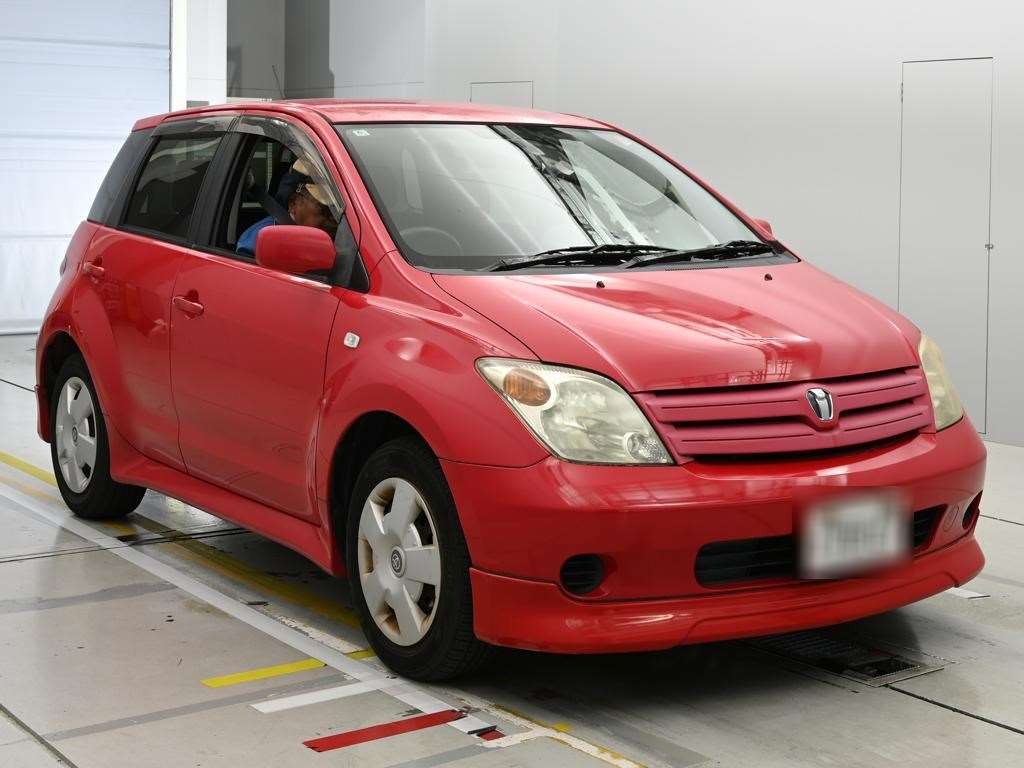 TOYOTA IST