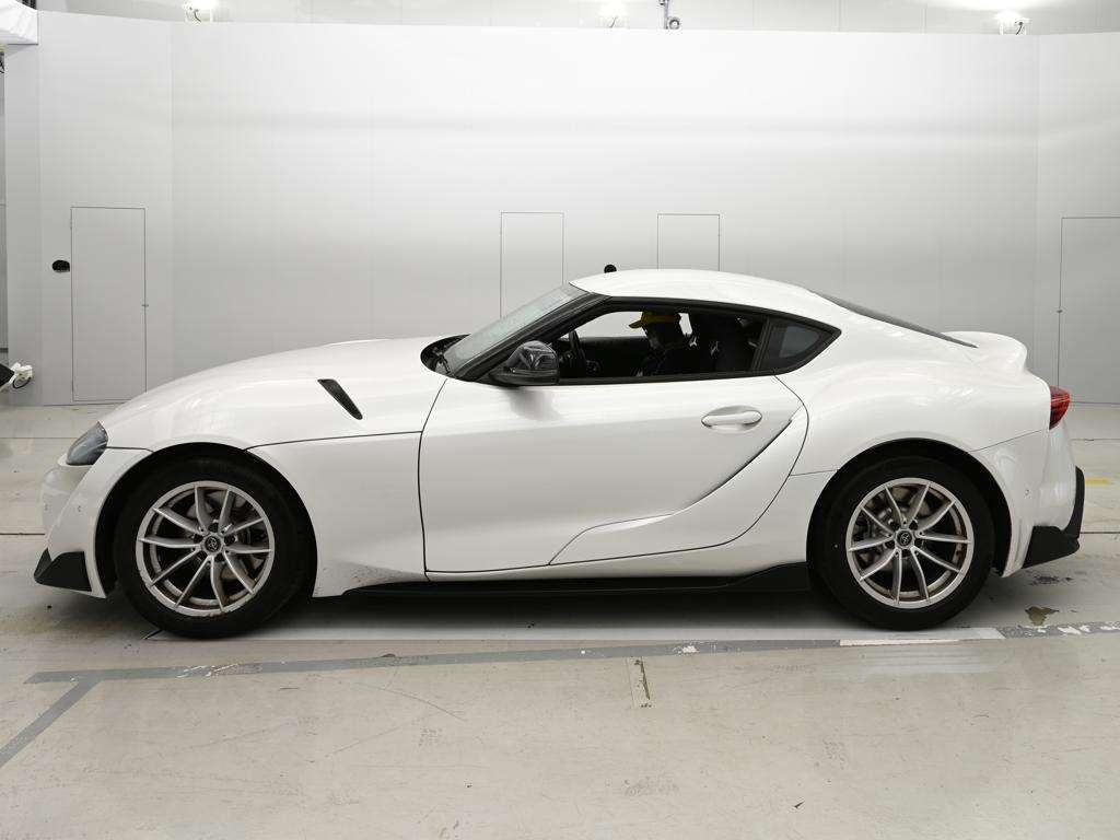 TOYOTA SUPRA