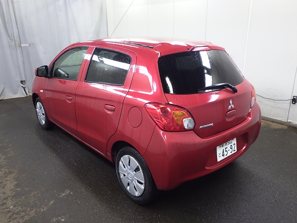 MITSUBISHI MIRAGE