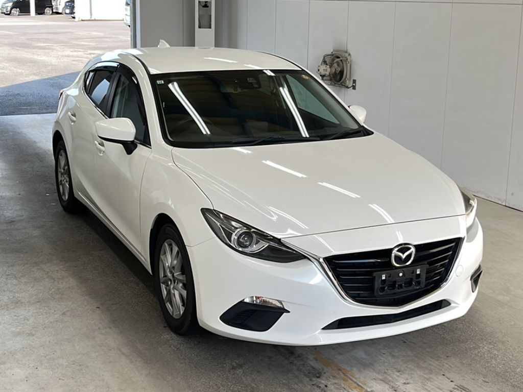 MAZDA AXELA
