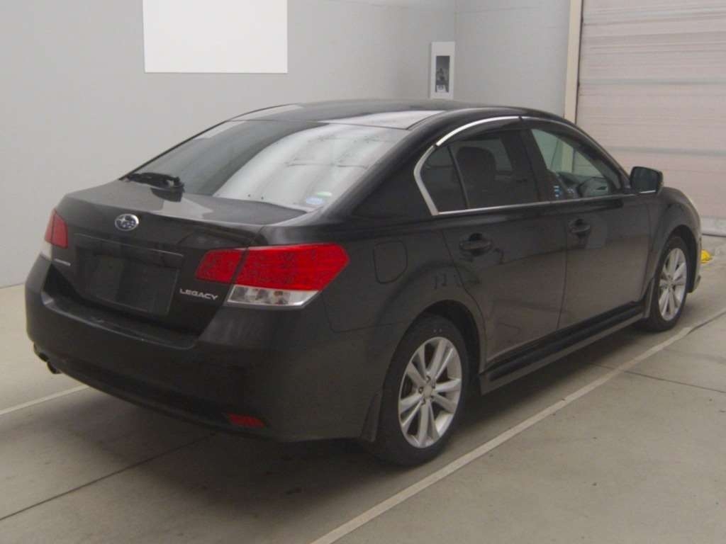 SUBARU LEGACY B4