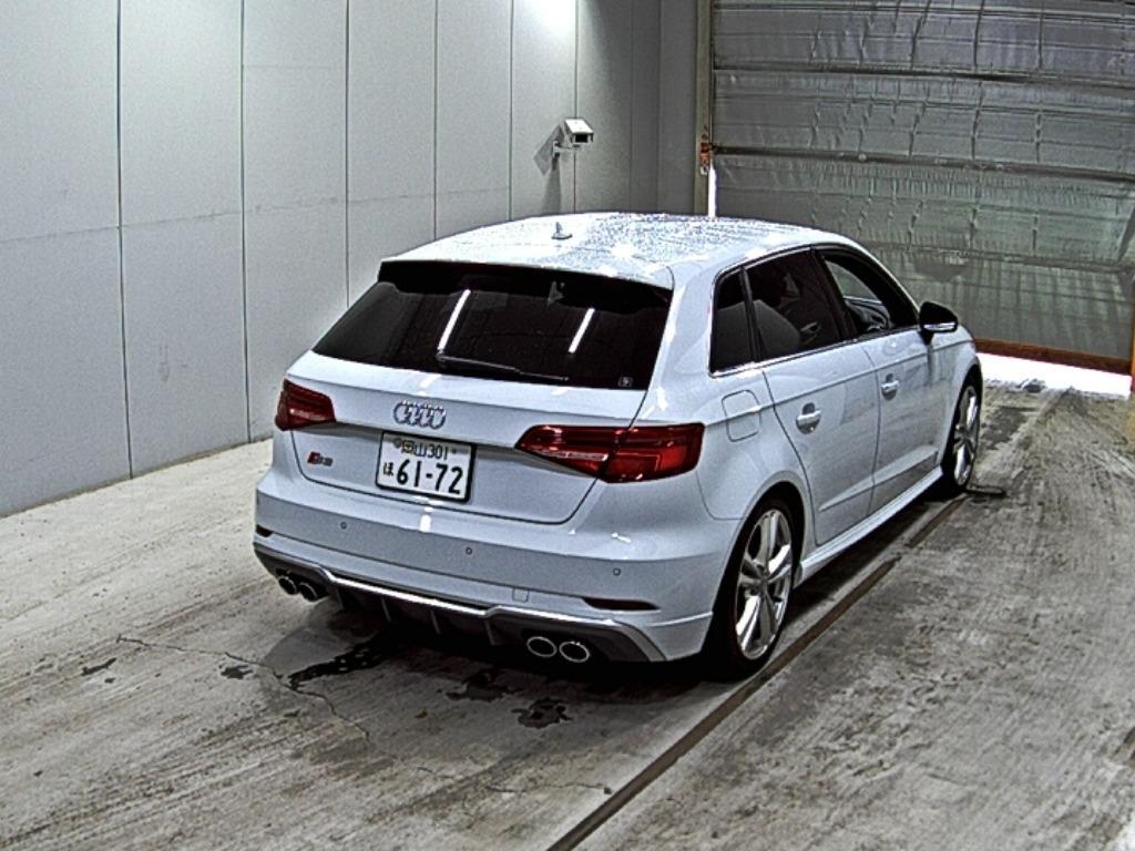 AUDI S3