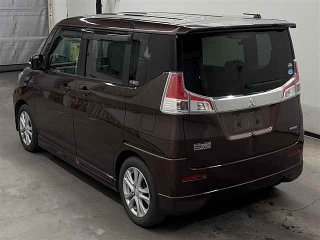 MITSUBISHI DELICA D:2