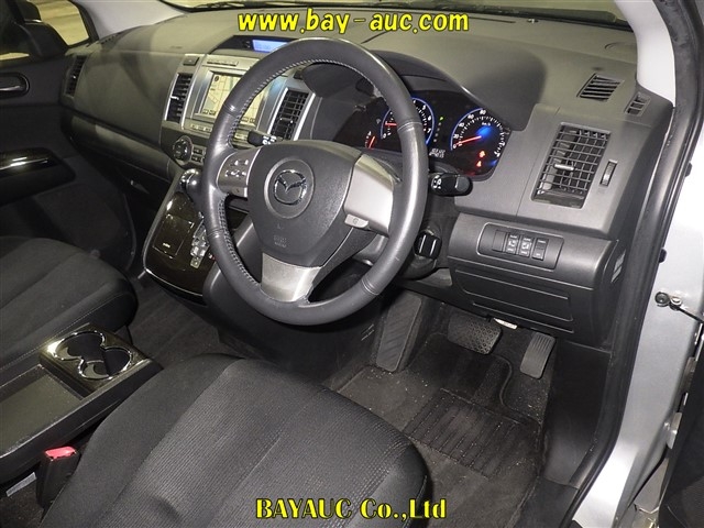 MAZDA MPV