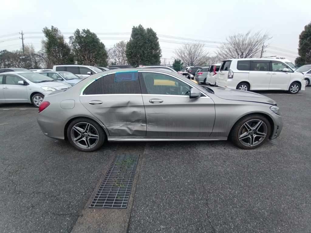 MERCEDES-BENZ C-CLASS