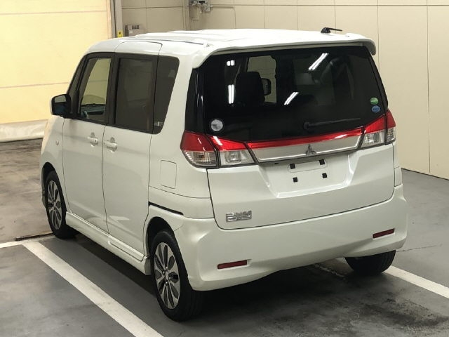 MITSUBISHI DELICA D:2