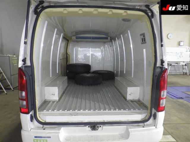 TOYOTA REGIUS ACE