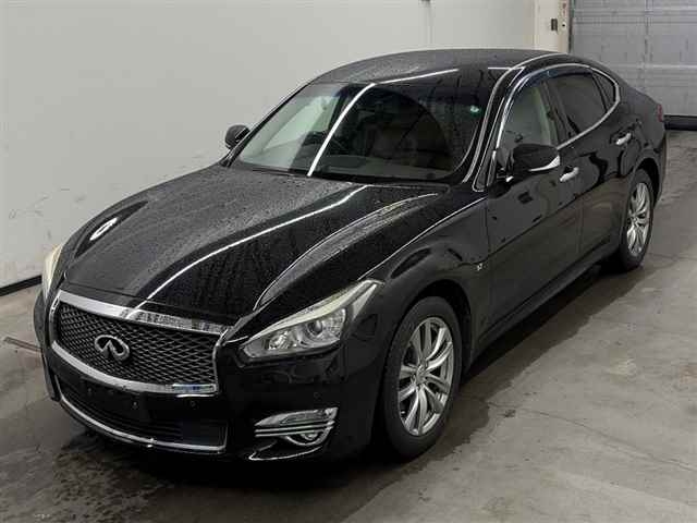 NISSAN FUGA