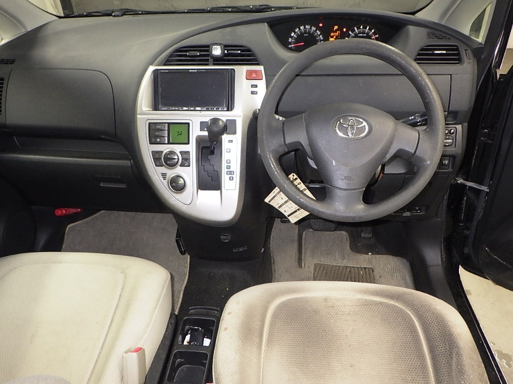 TOYOTA RACTIS