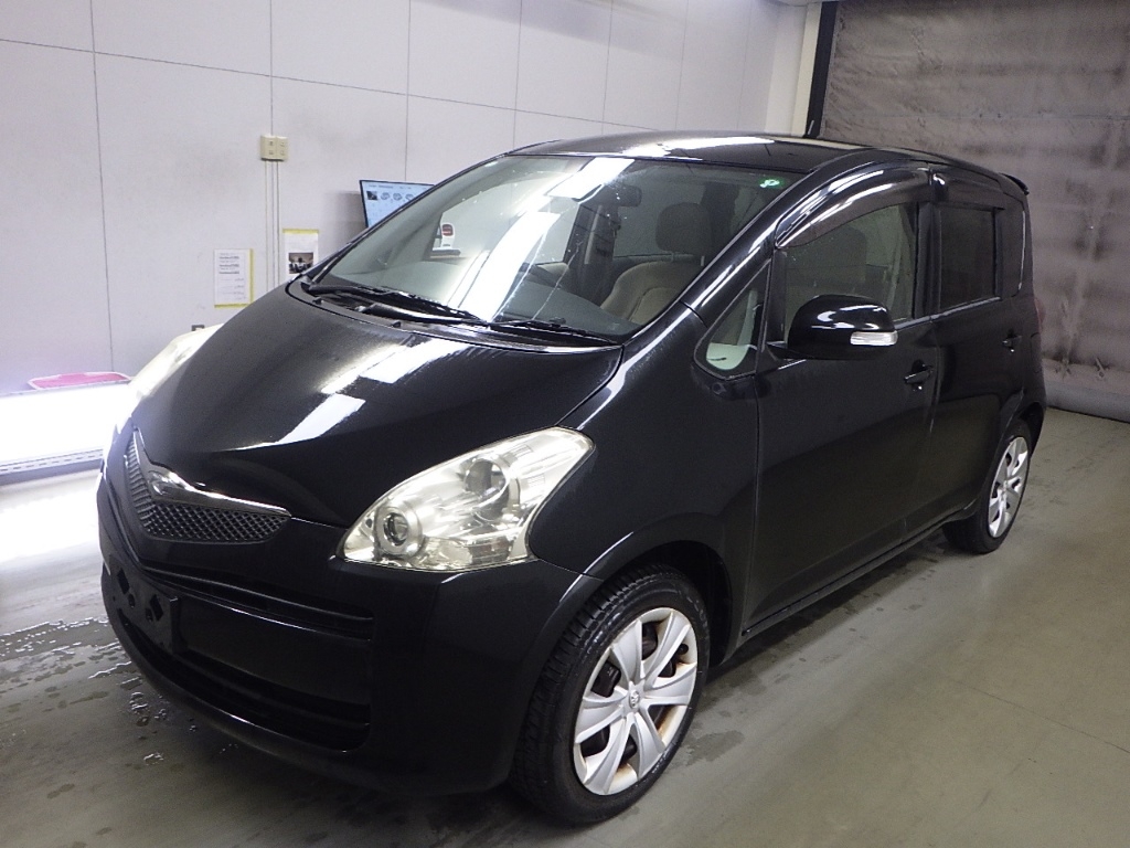 TOYOTA RACTIS