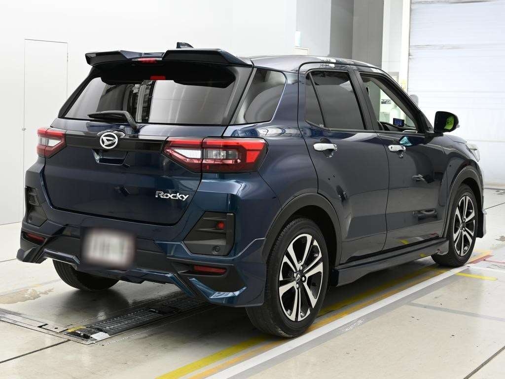 DAIHATSU ROCKY