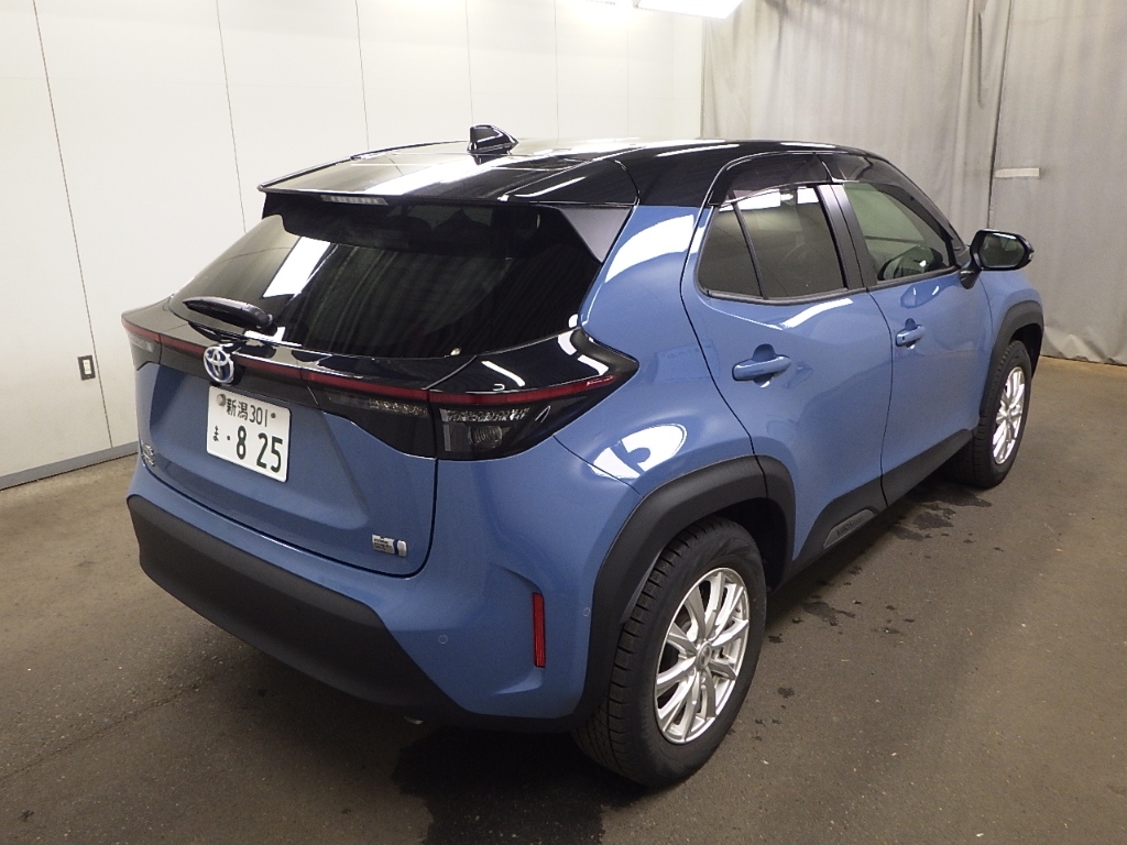 TOYOTA YARIS CROSS