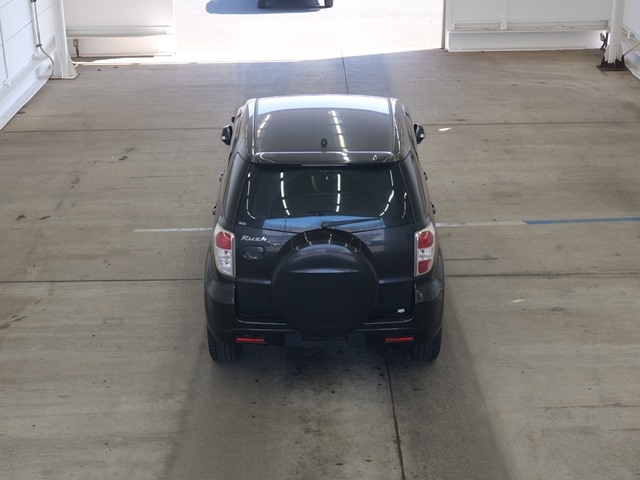 TOYOTA RUSH