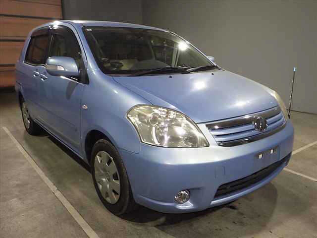 TOYOTA RAUM