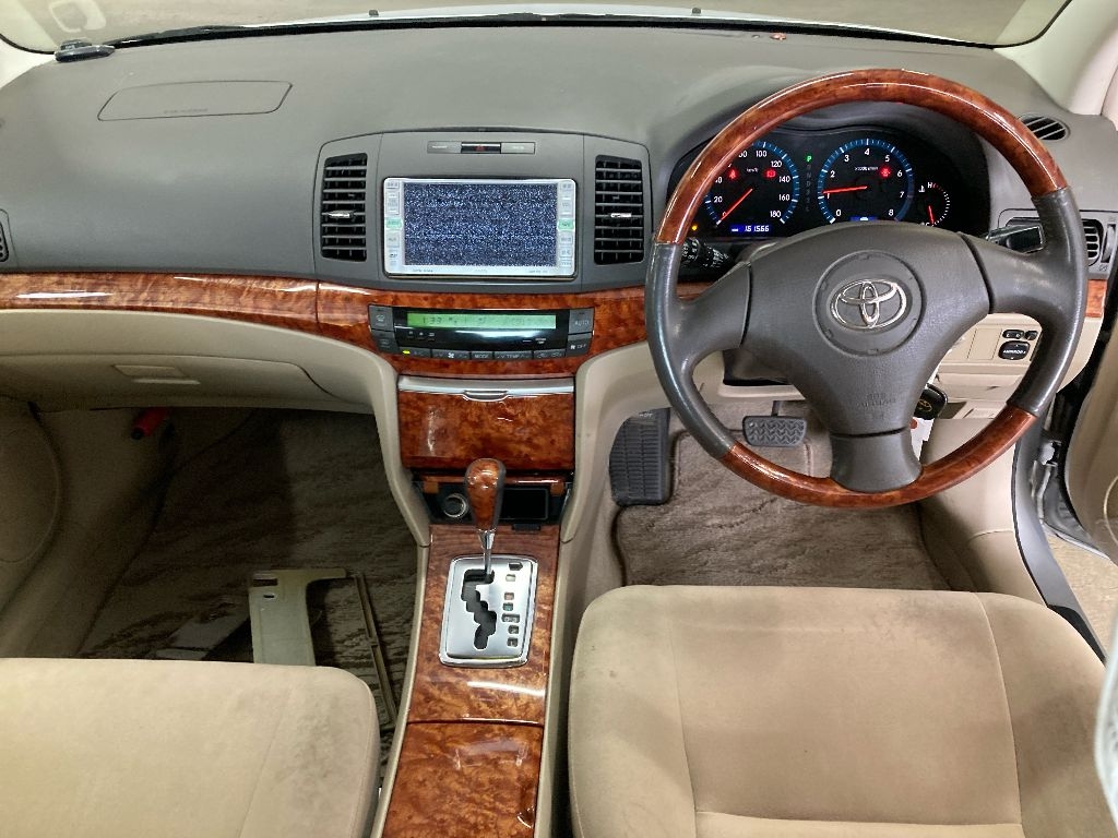 TOYOTA PREMIO