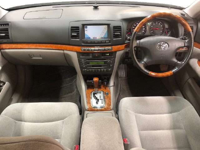 TOYOTA MARK II