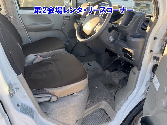 MITSUBISHI MINICAB