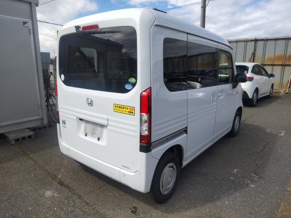 HONDA N-VAN