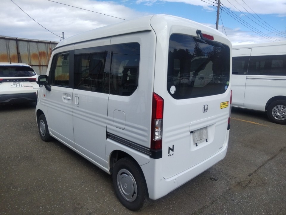 HONDA N-VAN
