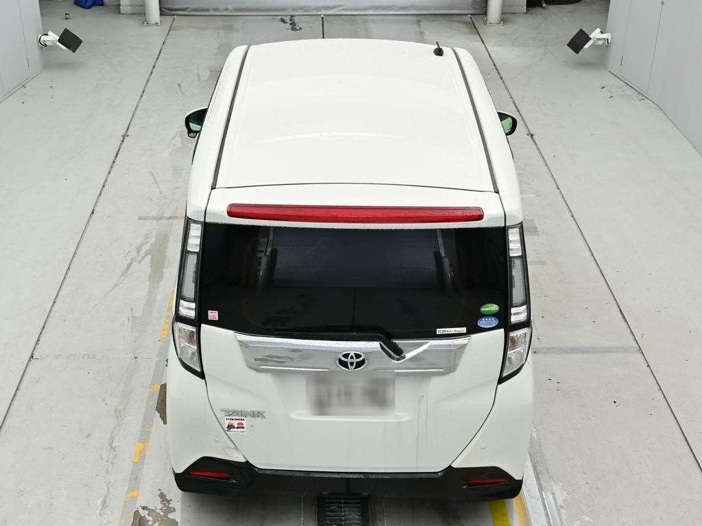 TOYOTA TANK