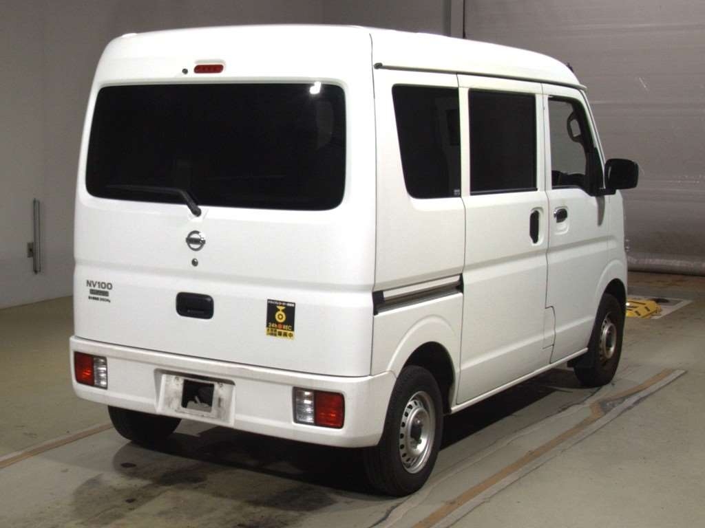 NISSAN NV100 CLIPPER