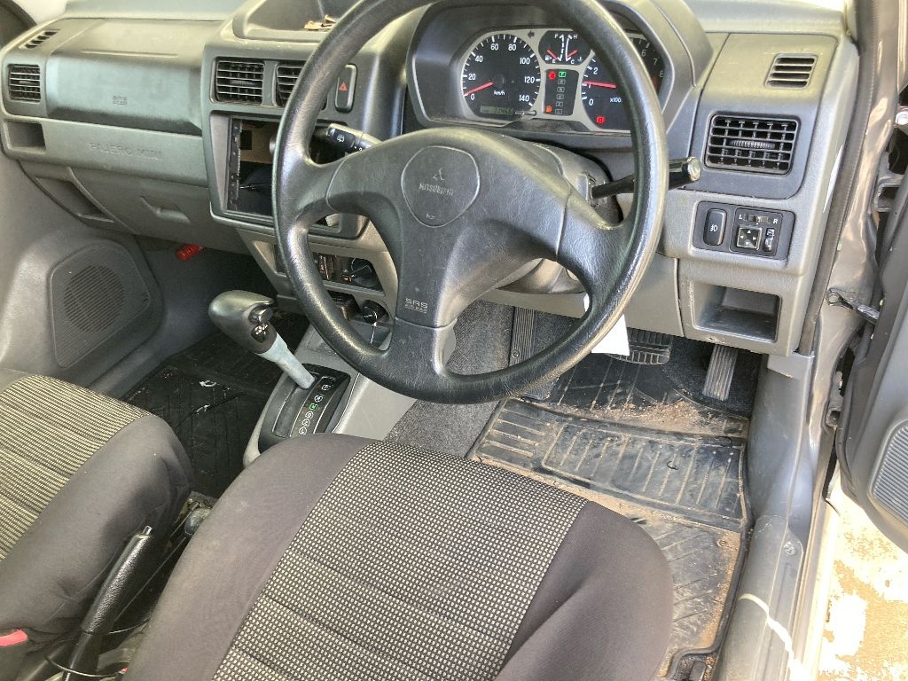 MITSUBISHI PAJERO MINI