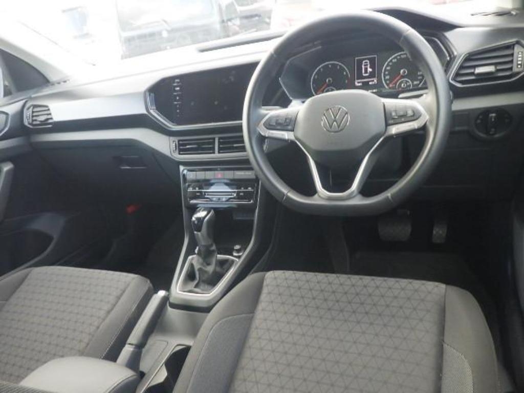 VOLKSWAGEN T-CROSS