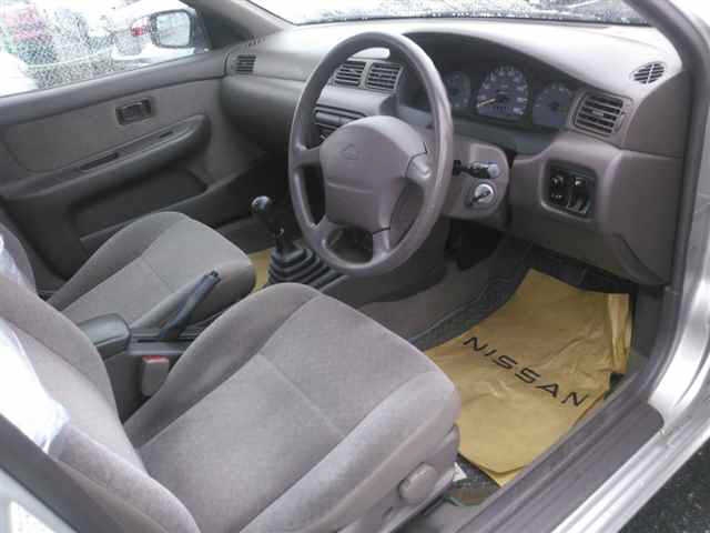 NISSAN SUNNY