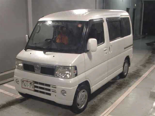 NISSAN CLIPPER
